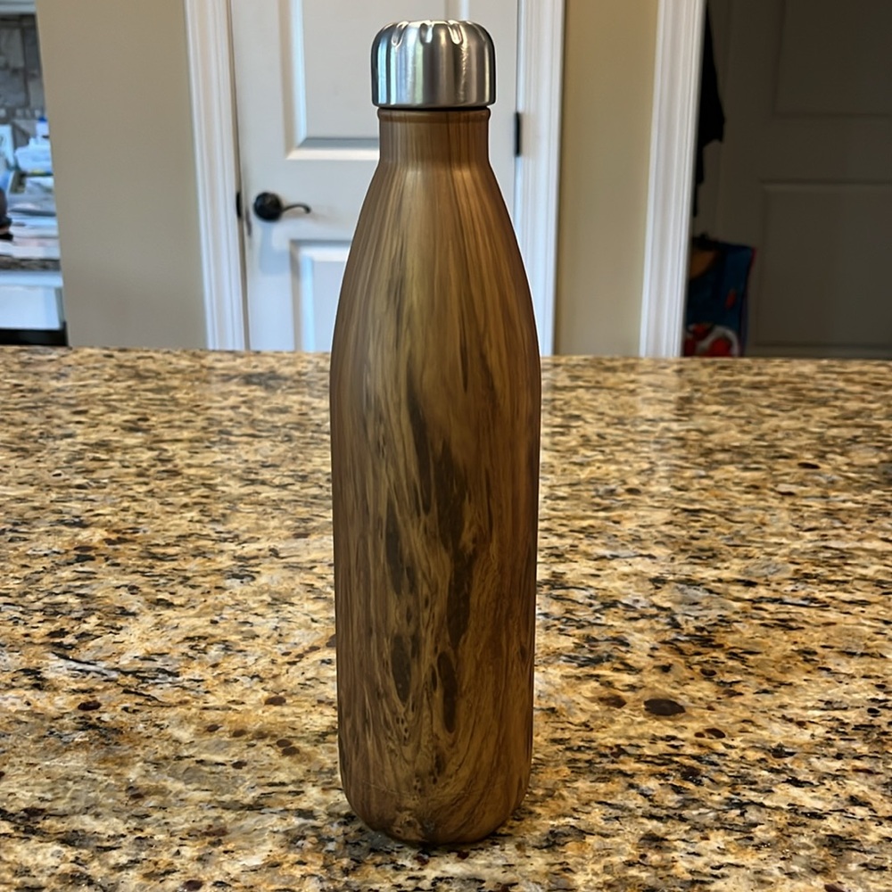 Arbonne insulated drink container - Picture 2 of 4